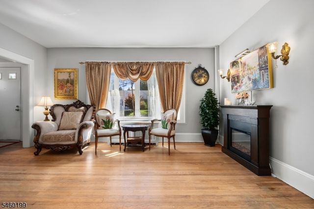 18 Chestnut St, Boonton Town, NJ 07005