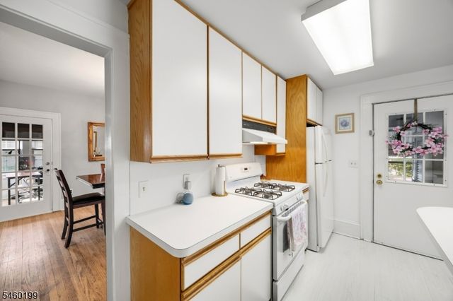 18 Chestnut St, Boonton Town, NJ 07005