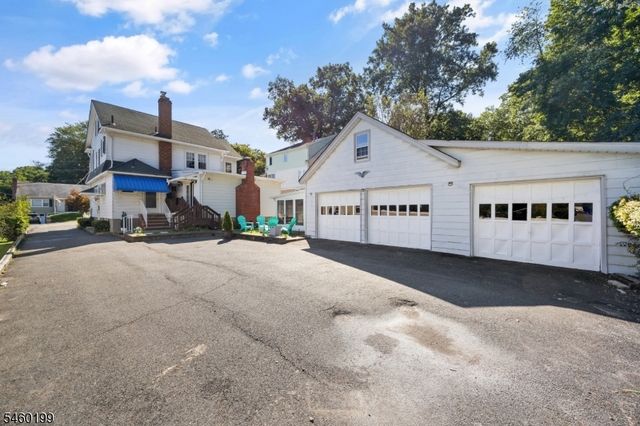 18 Chestnut St, Boonton Town, NJ 07005