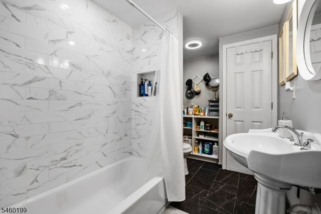 18 Chestnut St, Boonton Town, NJ 07005