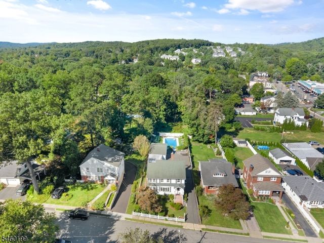 18 Chestnut St, Boonton Town, NJ 07005