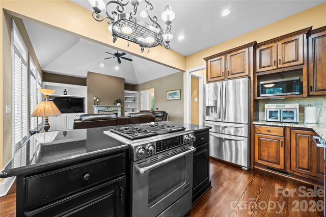 2378 Woodridge Drive, Fort Mill, SC 29715