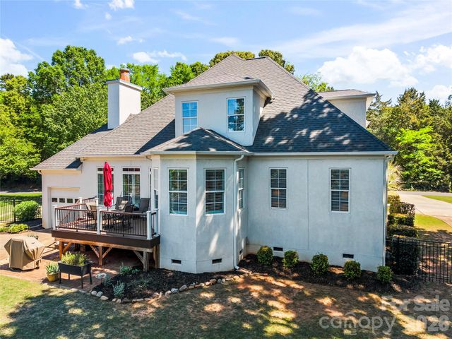 2378 Woodridge Drive, Fort Mill, SC 29715