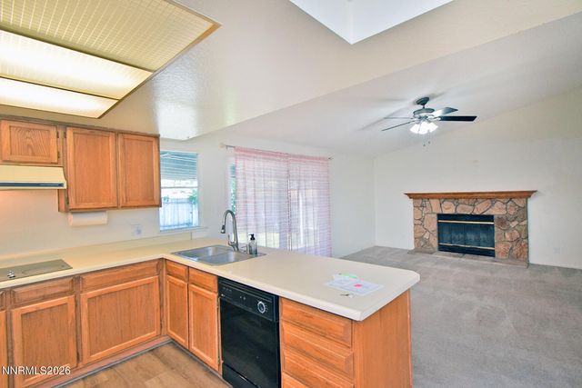 1465 Winterwood Avenue, Sparks, NV 89434