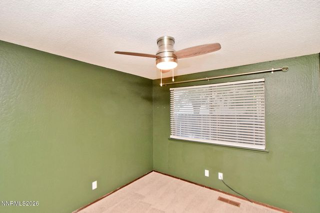 1465 Winterwood Avenue, Sparks, NV 89434
