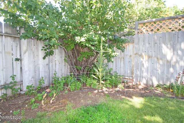 1465 Winterwood Avenue, Sparks, NV 89434