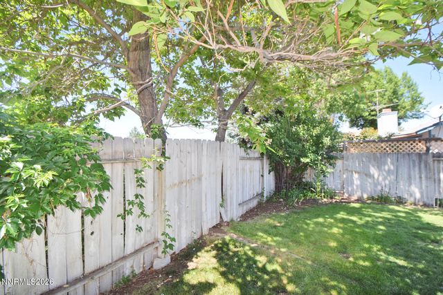 1465 Winterwood Avenue, Sparks, NV 89434