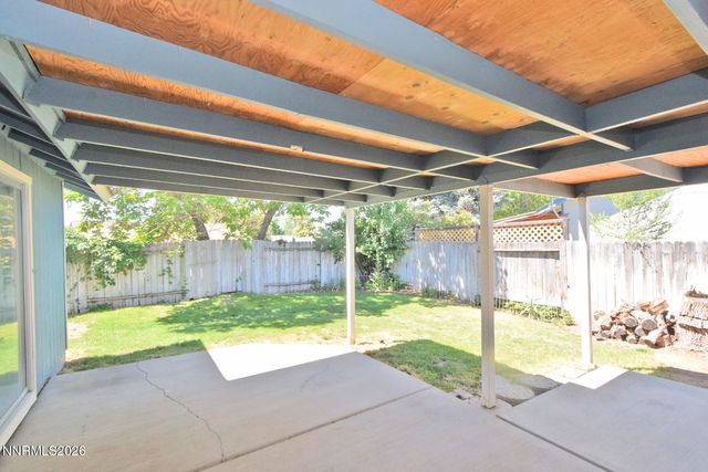 1465 Winterwood Avenue, Sparks, NV 89434