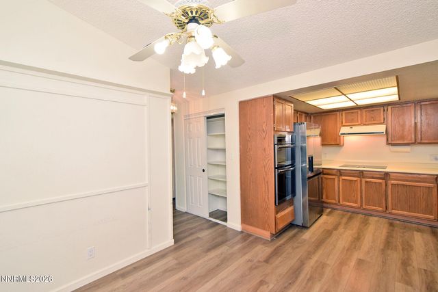 1465 Winterwood Avenue, Sparks, NV 89434