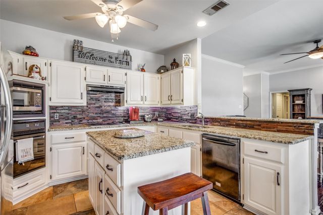 11149 Magic Lane, Forney, TX 75126