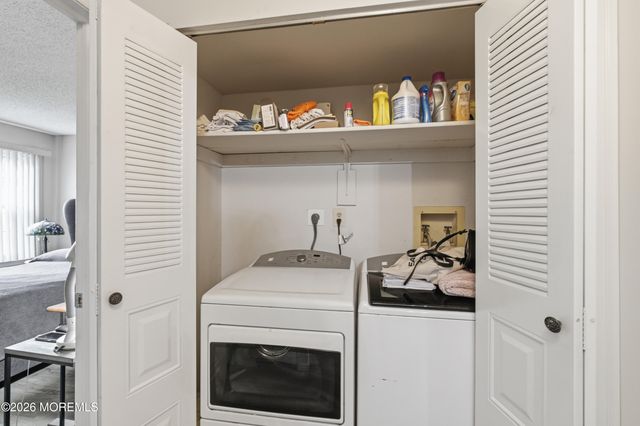 62 Wycoff Way E 62, East Brunswick, NJ 08816