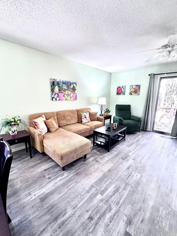 11 Lindsay Ln, Hot Springs Village, AR 71909