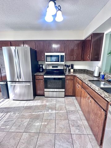 11 Lindsay Ln, Hot Springs Village, AR 71909