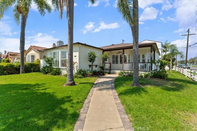 9801 S Hobart, Los Angeles, CA 90047