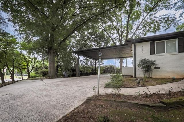 1076 Vonda Lane SW 1076, Mableton, GA 30126