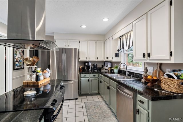 735 Fair Oaks, Tuscaloosa, AL 35406