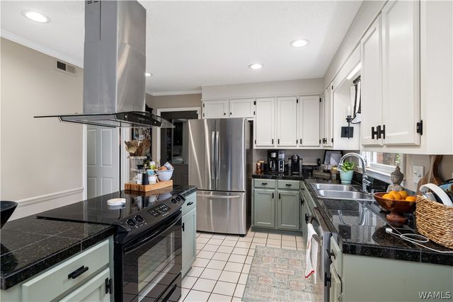 735 Fair Oaks, Tuscaloosa, AL 35406