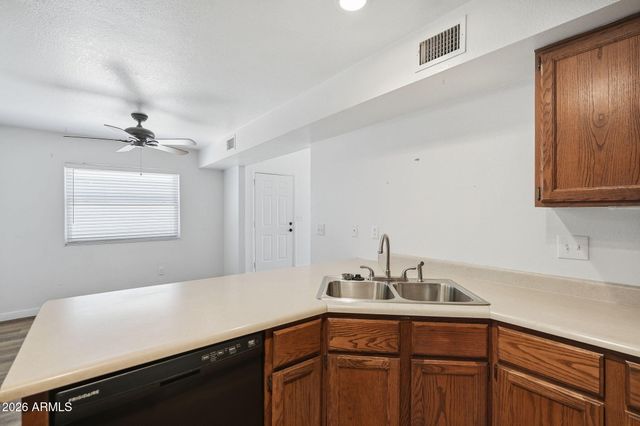 1915 S 39TH Street 48, Mesa, AZ 85206