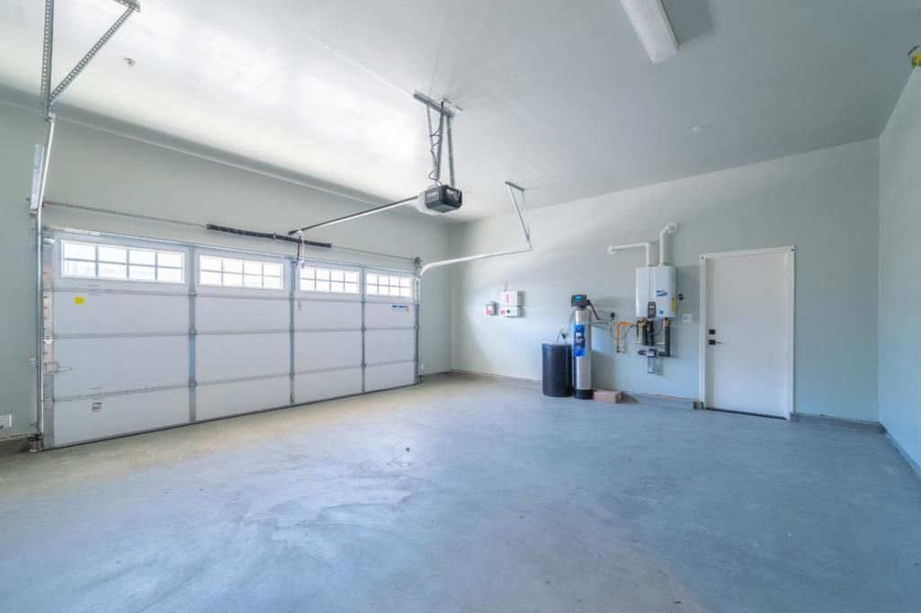 Image 37 of property listing at 482 Lassen Way, Marina, CA 93933