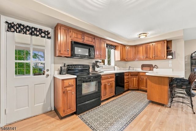 5 Mckinley Ave, West Caldwell Twp., NJ 07006