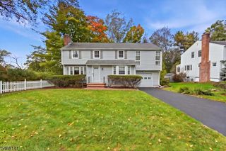 5 Mckinley Ave, West Caldwell Twp., NJ 07006