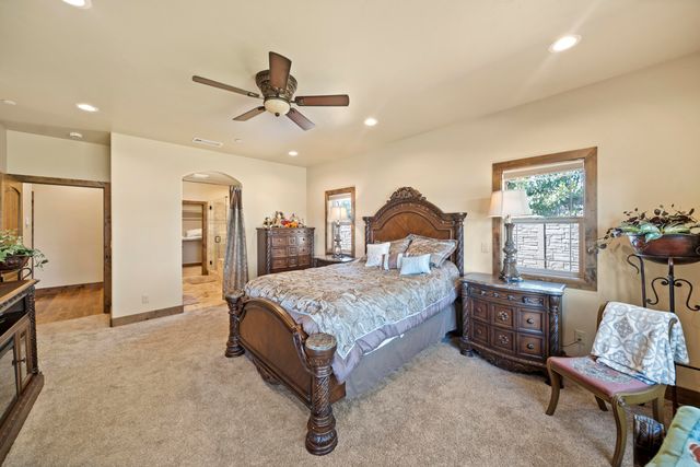 19056 Shoreline Drive, Cottonwood, CA 96022