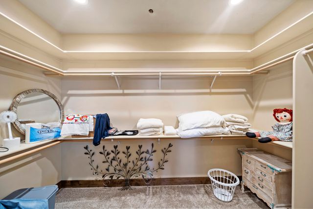 19056 Shoreline Drive, Cottonwood, CA 96022