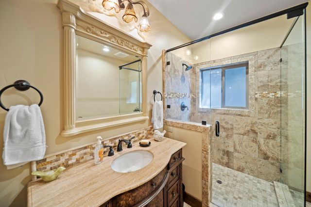 19056 Shoreline Drive, Cottonwood, CA 96022