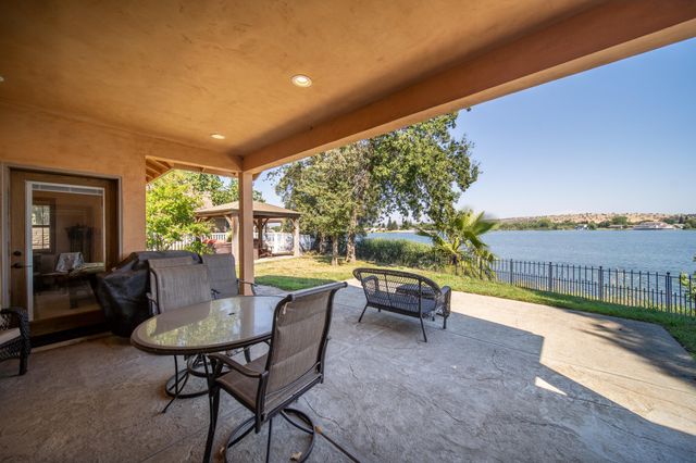 19056 Shoreline Drive, Cottonwood, CA 96022