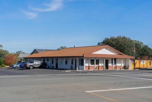 19056 Shoreline Drive, Cottonwood, CA 96022