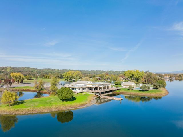 19056 Shoreline Drive, Cottonwood, CA 96022