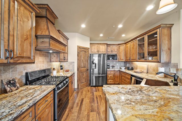 19056 Shoreline Drive, Cottonwood, CA 96022