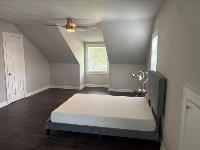 3711 Eagle Street, Houston, TX 77004