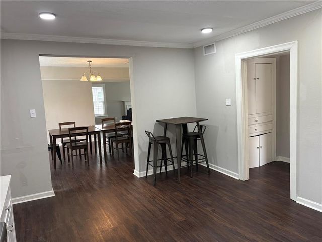 3711 Eagle Street, Houston, TX 77004