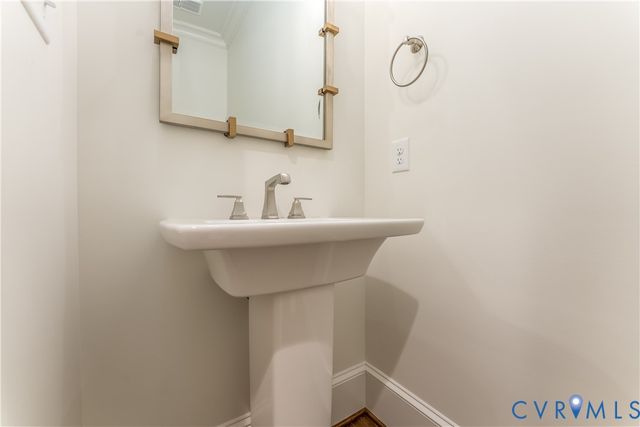 2707 N Otterdale Rd, Midlothian, VA 23113