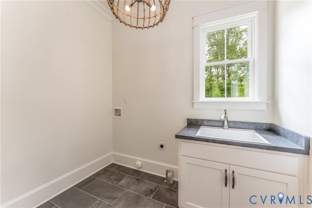 2707 N Otterdale Rd, Midlothian, VA 23113