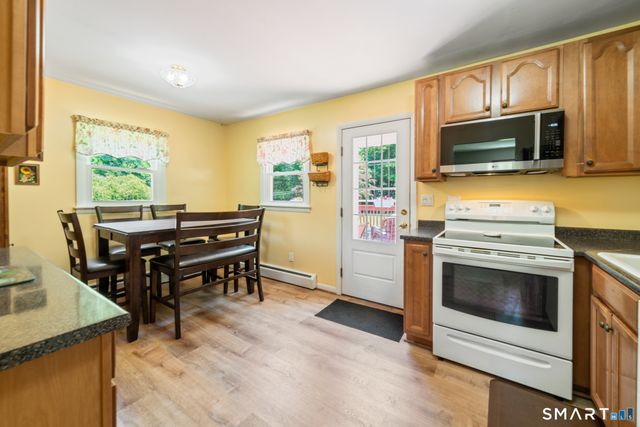 47 Colony Road, Seymour, CT 06483