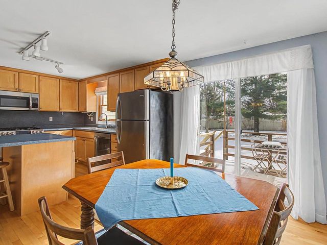 63 Fairmont Place, Burlington, VT 05408