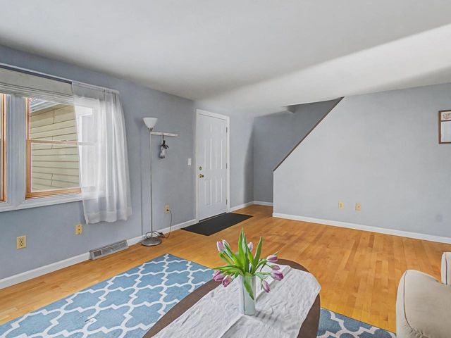 63 Fairmont Place, Burlington, VT 05408