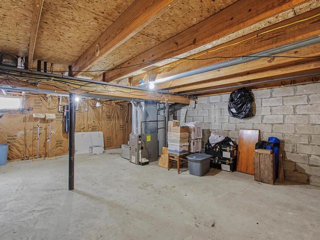 63 Fairmont Place, Burlington, VT 05408