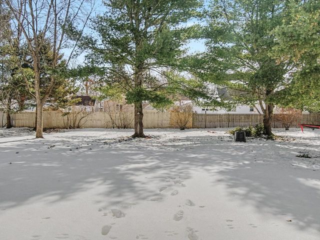 63 Fairmont Place, Burlington, VT 05408