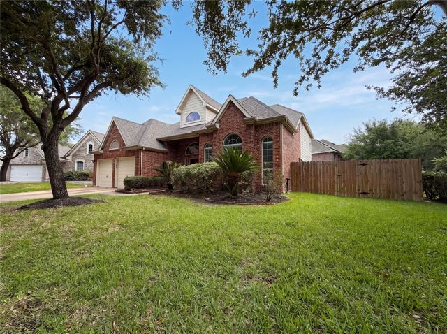 7711 Chadbourne Trace Court, Richmond, TX 77407