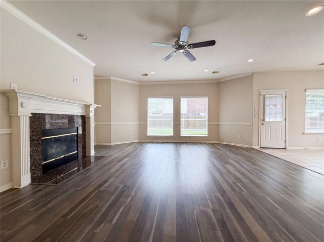 7711 Chadbourne Trace Court, Richmond, TX 77407