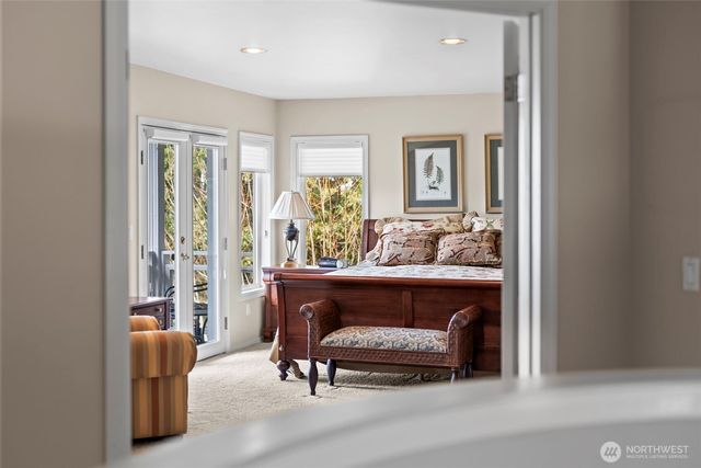 2839 Chambers Bay Drive, Steilacoom, WA 98388