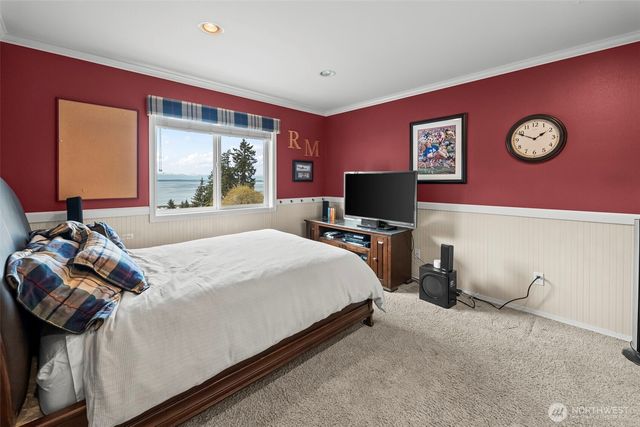 2839 Chambers Bay Drive, Steilacoom, WA 98388