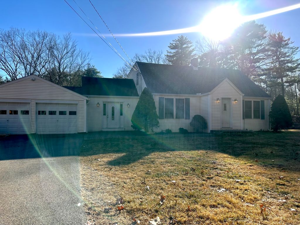 87 Scoville Road, Avon, CT 06001