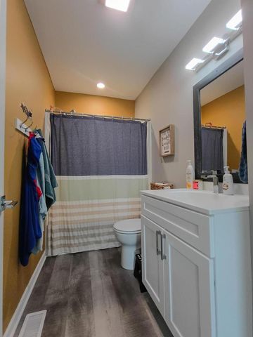 16 N Adams STREET, Elkhorn, WI 53121