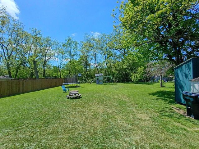 16 N Adams STREET, Elkhorn, WI 53121