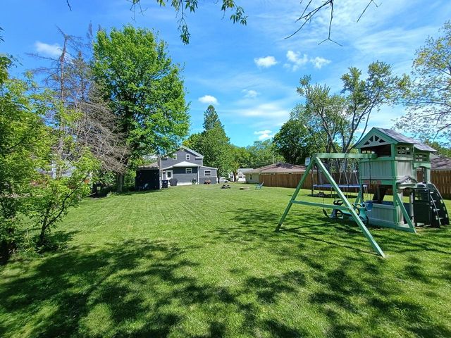 16 N Adams STREET, Elkhorn, WI 53121