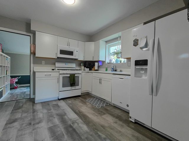 16 N Adams STREET, Elkhorn, WI 53121